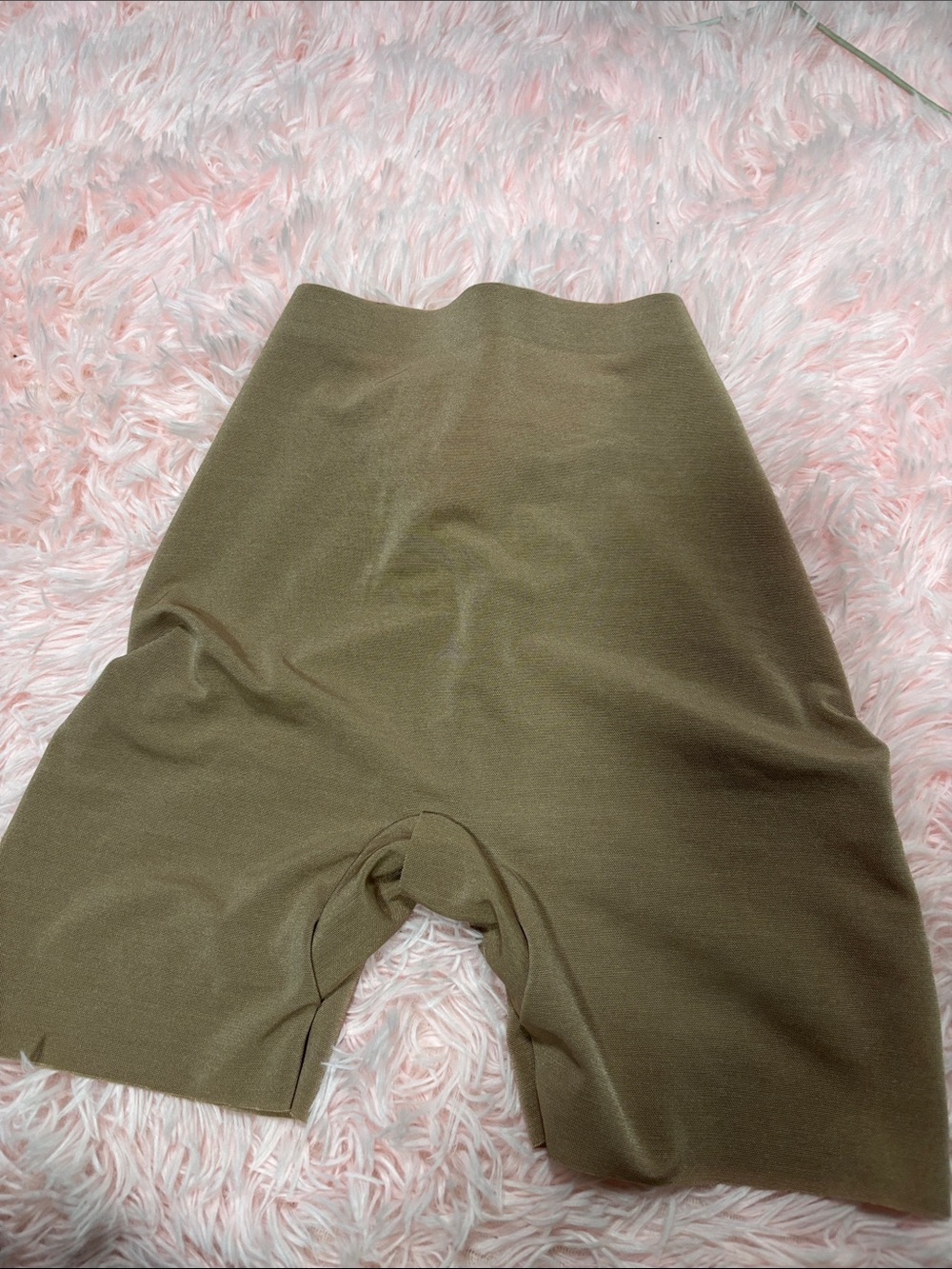 SKIMS sheer sculpt  low back short clay nwt